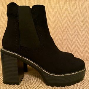 Black platform boots!